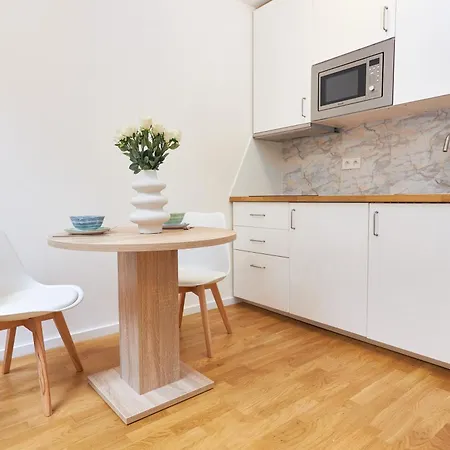 Apartman Center/ Location / Chic Modern Prága